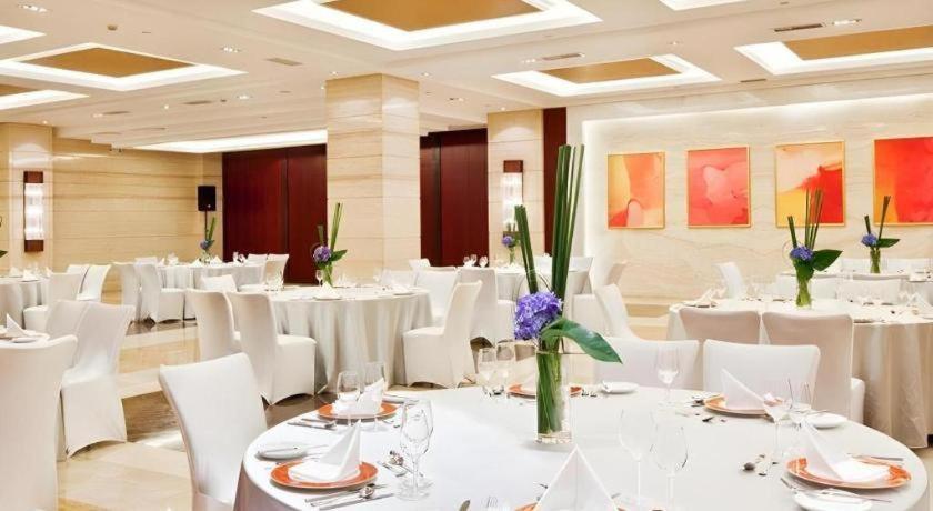 Crowne Plaza Shanghai Pudong By Ihg Exterior foto